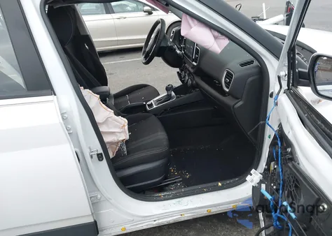 2024 Hyundai Venue Sel from USA, damaged, VIN KMHRC8A36RU331124